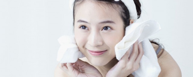面巾紙洗臉方法 洗臉巾的使用方法