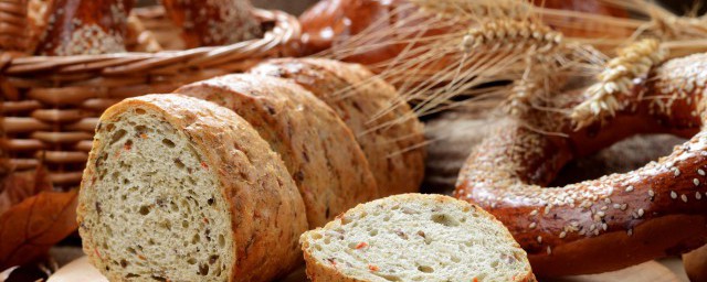 關於面包的優美語句 贊美面包美味的句子
