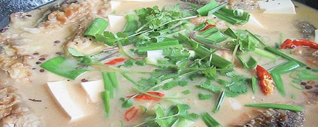 香辣魚燉豆腐如何做 香辣魚燉豆腐做法