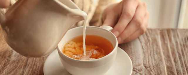 怎樣做不用珍珠的奶茶 簡單的奶茶做法