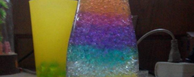 怎樣做分層彩虹瓶 怎樣做美麗的分層彩虹瓶