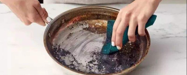 清洗鍋糊的方法 燒糊的鍋怎麼清洗