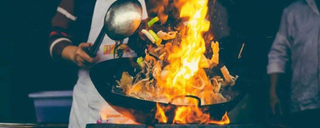 燒鍋著火怎麼處理 燒鍋著火解決方法