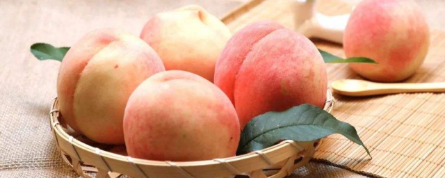 吃桃子的功效與作用 吃桃子的功效與作用有哪些