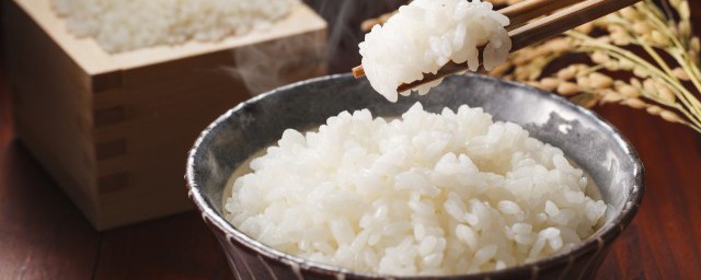 米飯夾生瞭怎麼辦 米飯夾生怎樣處理