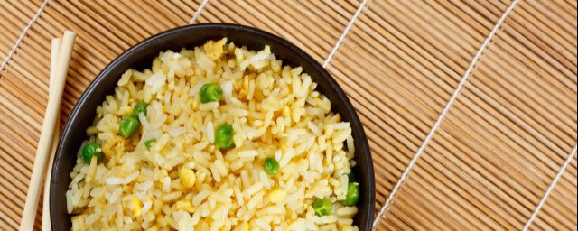 炒米飯最好吃的做法 炒米飯的做法
