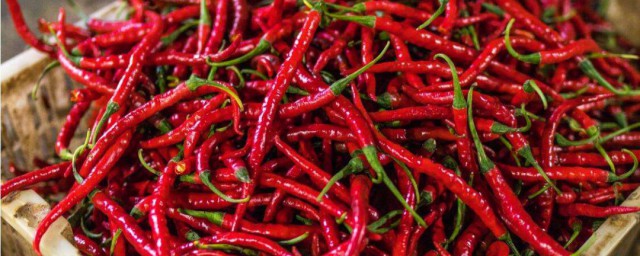 辣椒是什麼時候傳入中國的 又被稱之為什麼呢