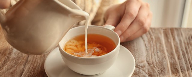 焦糖奶茶制作方法 怎麼制作焦糖奶茶