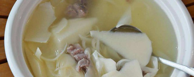 花菇一般怎麼做 花菇竹筍排骨湯的做法