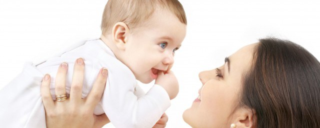 寶寶不愛喝奶粉怎麼辦 寶寶戒母乳後不肯喝奶粉的解決辦法