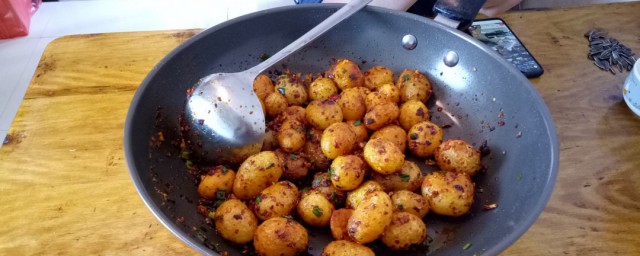 土豆怎麼做簡單又方便 土豆的做法