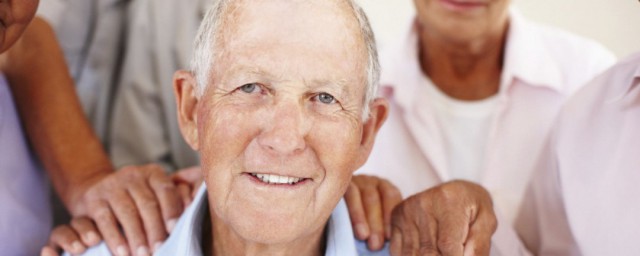 照顧老年癡呆有什麼好方法 照顧老年癡呆的方法