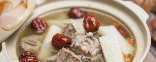 月子餐豬肚怎麼做好吃又簡單 芡實豬肚湯的做法