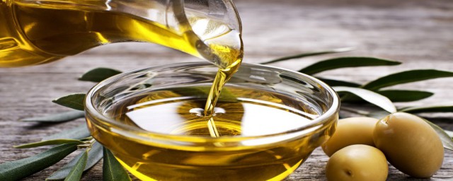 橄欖油使用方法 橄欖油是可以生吃的