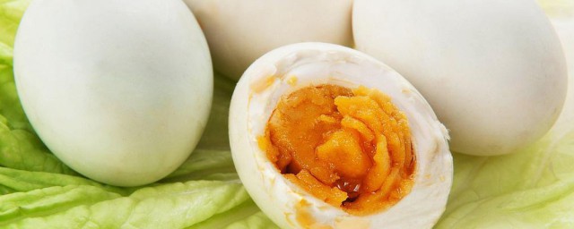 煮熟的咸鴨蛋怎麼保存 煮熟的咸鴨蛋保存方法