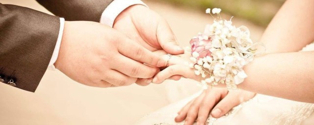 婚禮新郎對新娘的誓詞 結婚新郎對新娘愛情誓言