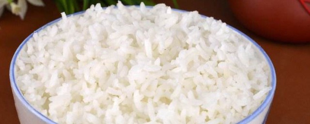 電飯煲怎麼做米飯好吃 做蒸米飯的步驟