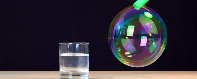 最簡單做泡泡水的辦法 泡泡水的簡單制作方法