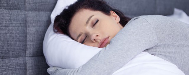 睡不著怎麼辦如何快速睡眠 可以瞭解一下這些方法