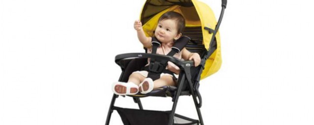 新生嬰兒怎麼挑選嬰兒車 挑選時要註意這些方面
