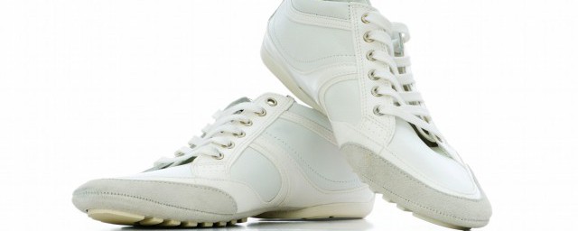 小白鞋的清洗方法 教你清洗小白鞋的方法