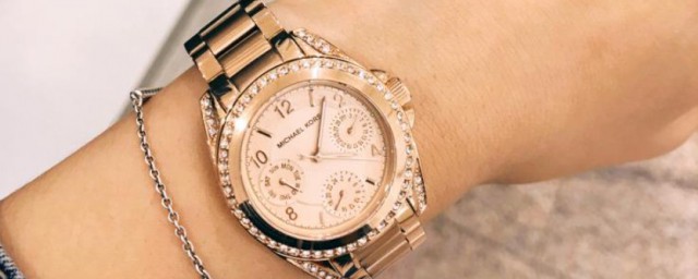 送手表給女朋友的意義 送手表給女朋友的意義是什麼