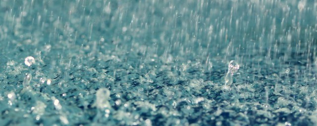 夏天的雨水特點 夏天的雨水有這些特點