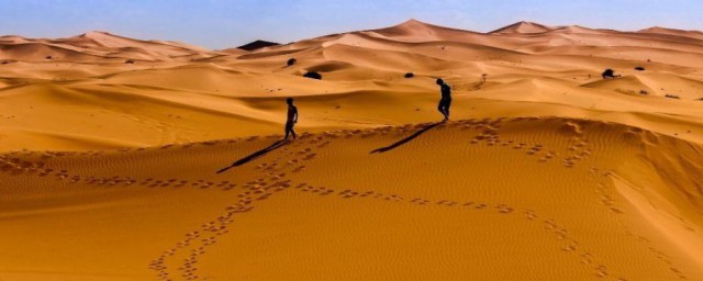 被稱為死亡之海的沙漠是? 被稱為死亡之海的沙漠是克拉瑪幹沙漠