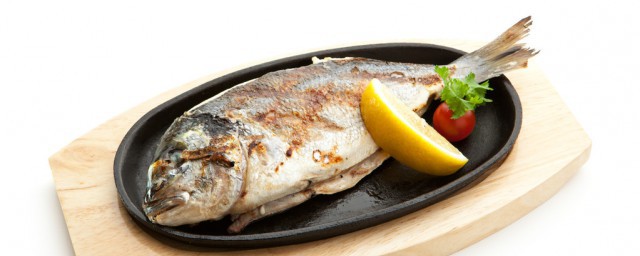 怎麼做幹煎河魚 如何做煎河魚好吃