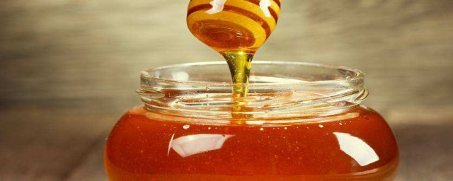 蜂蜜有什麼功效什麼時候喝好 蜂蜜功效及最適宜的食用時間簡述