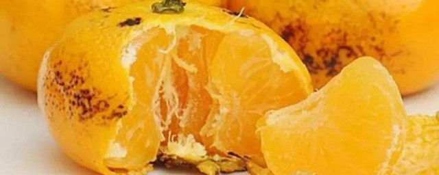 吃橘子最簡單的方法 吃橘子最簡單的方法介紹