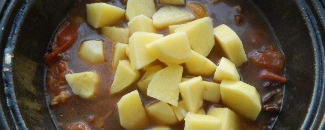 土豆怎麼做燉好吃 燉土豆的做法