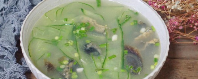 皮蛋黃瓜湯的做法 皮蛋黃瓜湯怎麼做好吃