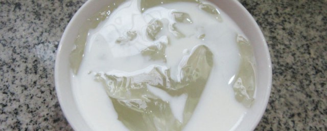 怎麼做涼粉牛奶 做涼粉牛奶的做法與步驟