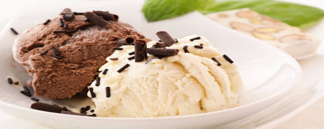 冰淇淋怎麼做最簡單用奶油 奶油冰淇淋的簡單做法介紹