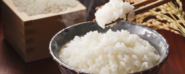 米飯燒糊瞭怎麼解決 米飯燒糊瞭用什麼辦法補救
