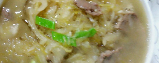 酸菜燉白肉的做法 酸菜燉白肉正宗做法