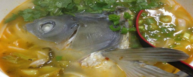 正宗酸菜魚頭的做法 正宗酸菜魚頭的做法簡述