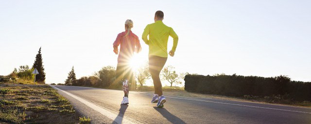 晨跑減肥前要不要吃早飯 以減肥為目的的晨跑要不要吃早餐