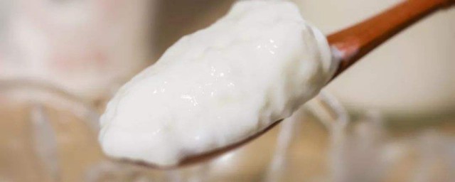 風味發酵乳是酸奶嗎 風味發酵乳與酸奶的區別