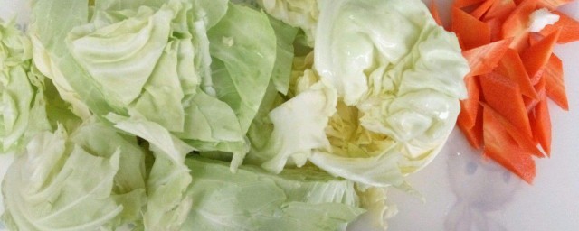 卷心菜醃制酸菜的做法 卷心菜醃制酸菜的做法與步驟