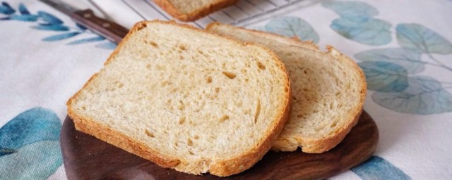 如何分辨是不是全麥面包 怎樣判斷什麼是真正的全麥面包