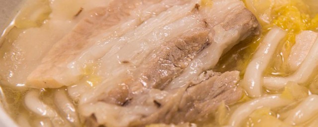 酸菜白肉怎麼做好吃 酸菜白肉好吃的做法