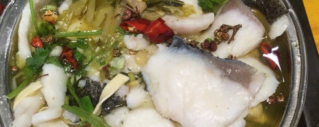 水煮魚和酸菜魚的區別 水煮魚和酸菜魚的區別是什麼