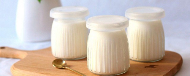 酸奶機制作酸奶的步驟 簡單三步制作出你想要的酸奶