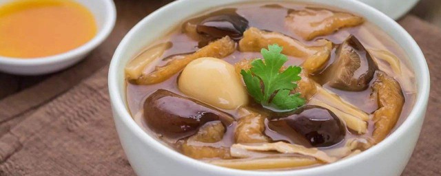 魚鰾冬菇湯怎麼做 如何做魚鰾冬菇湯