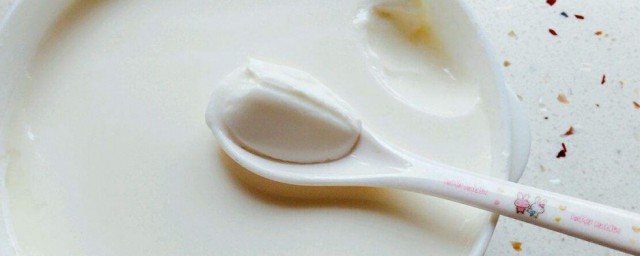 制作酸奶什麼時候放糖 制作酸奶放糖方法