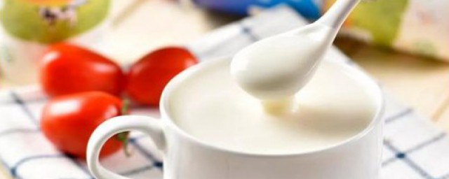 酸奶早上喝好還是晚上喝好 喝酸奶的功效