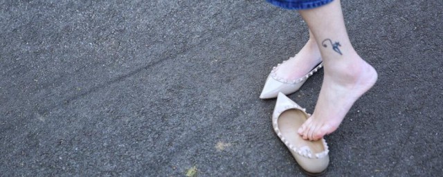 小個子可以穿平底鞋麼 小個子穿平底鞋怎麼搭配