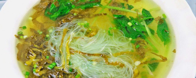酸菜粉絲湯怎麼做好吃 需要加入什麼輔料